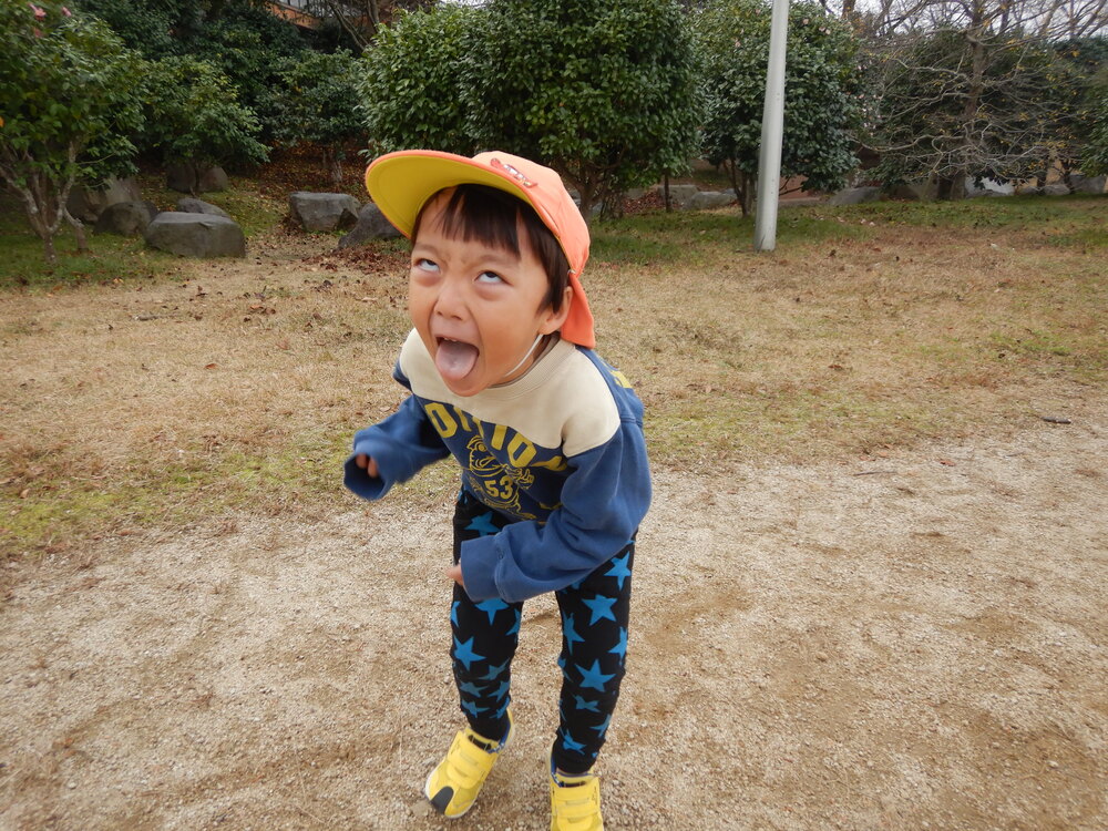 公園で遊ぶ様子２