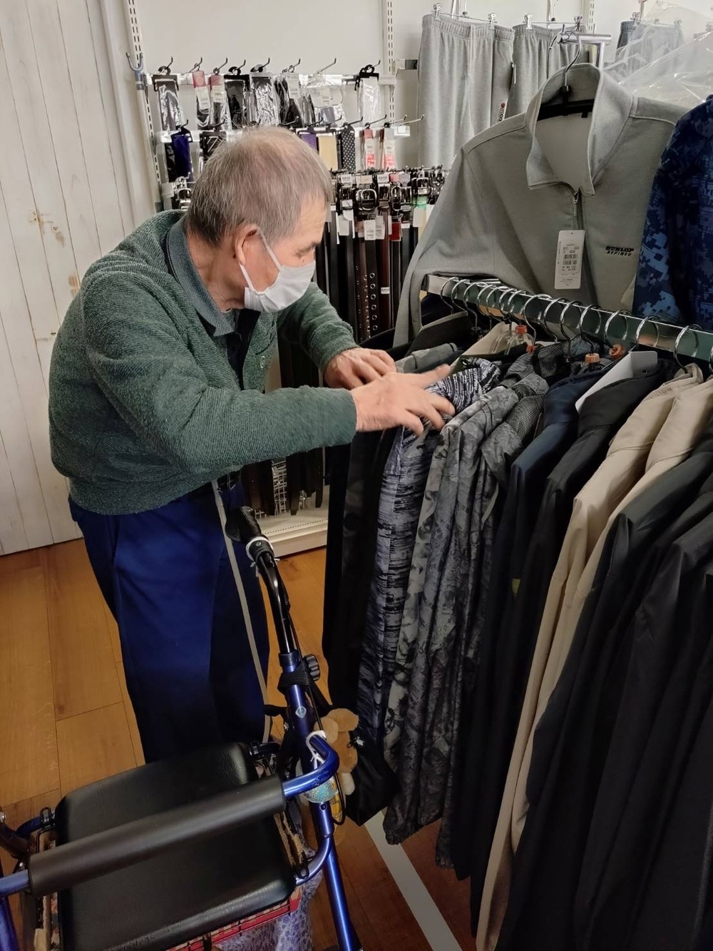 Kさん冬物衣類2