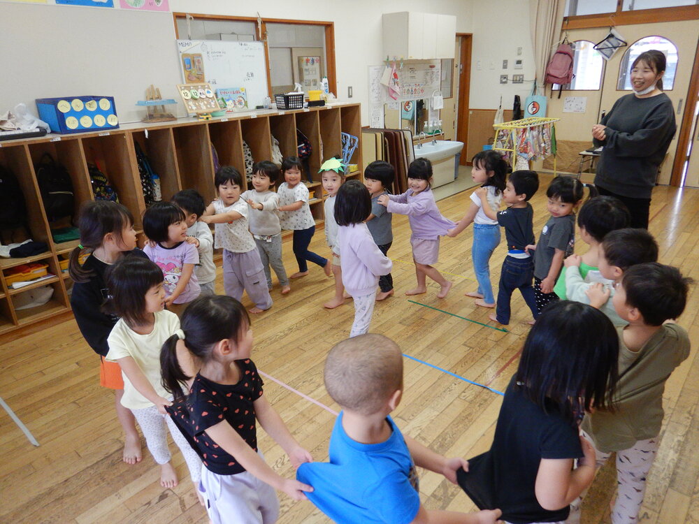 わらべうたあそび (2)