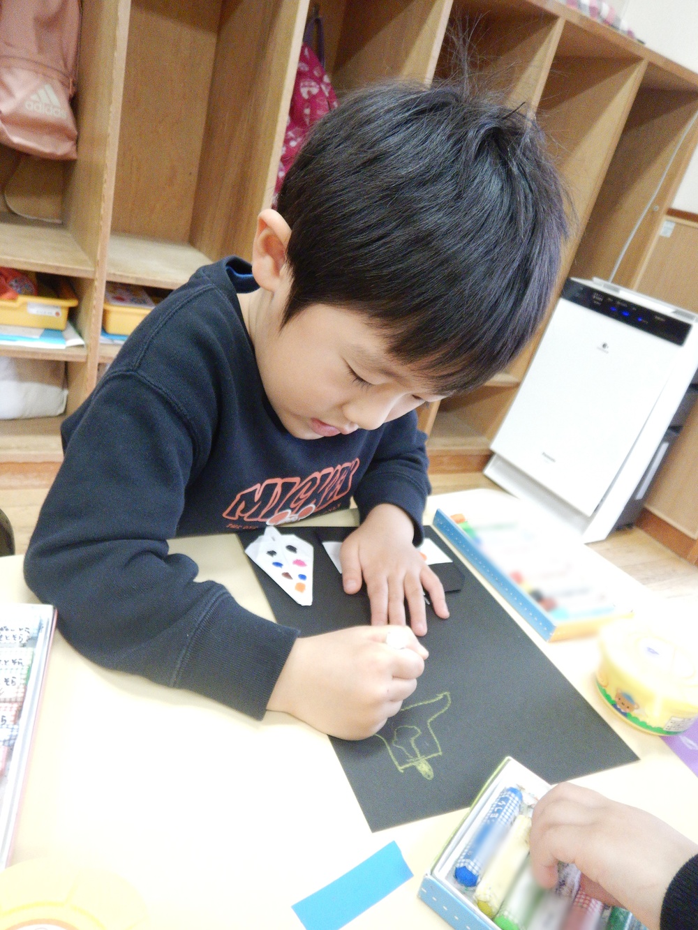 制作をしている様子3