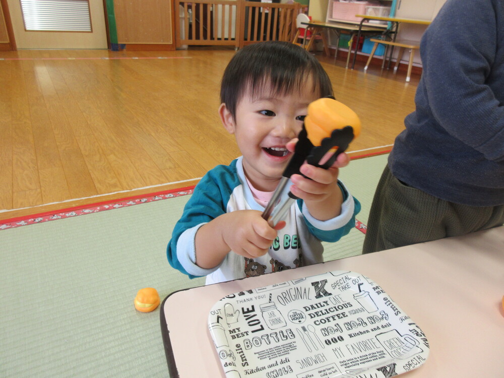 おままごとをしている