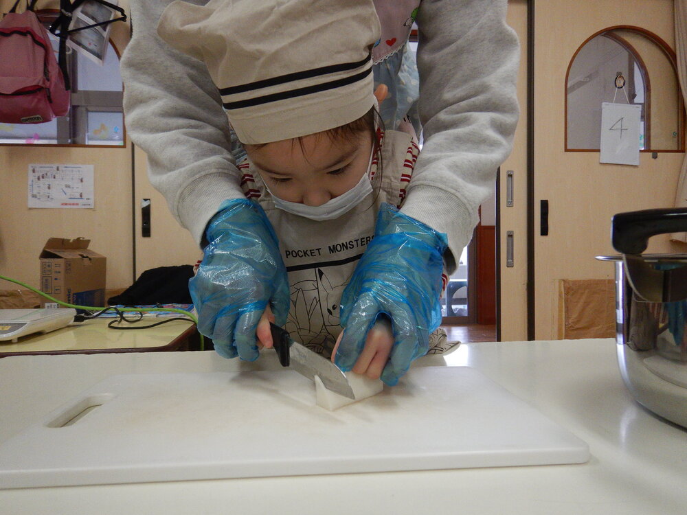 七草がゆクッキングの様子 (3)