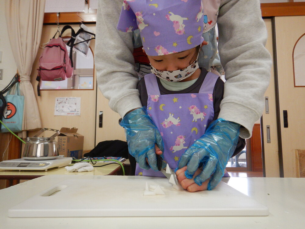 七草がゆクッキングの様子 (6)