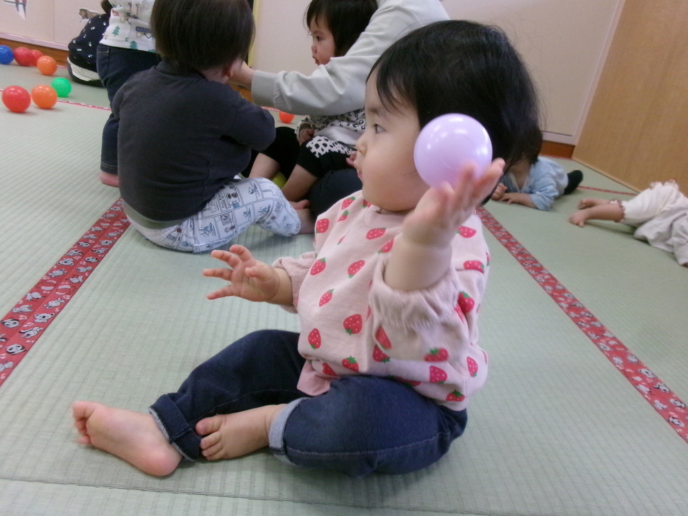 ボールあそびの様子(1)