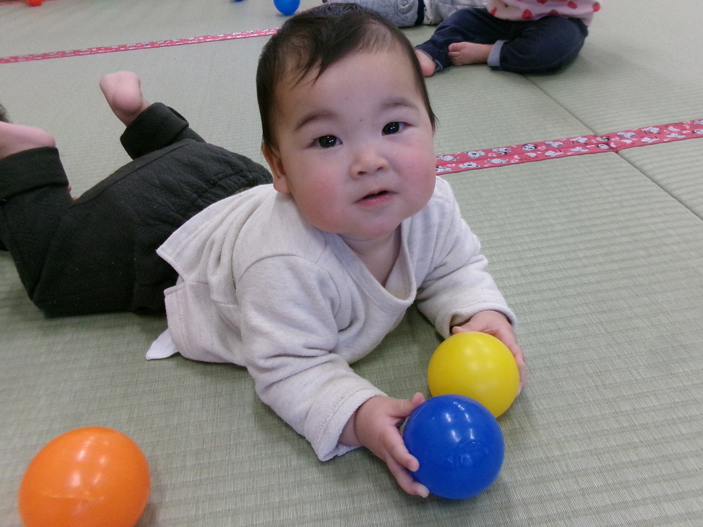 ボールあそびの様子(2)