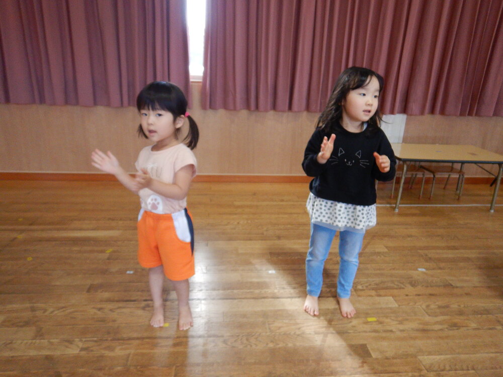 お楽しみ会の練習の様子 (3)