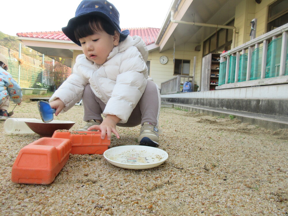 園庭あそび４
