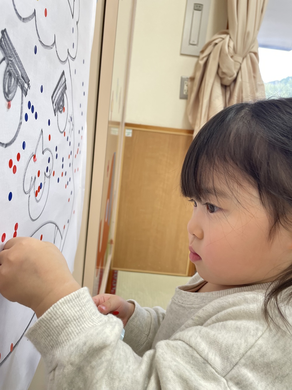 シールでボンボン♪ (10)