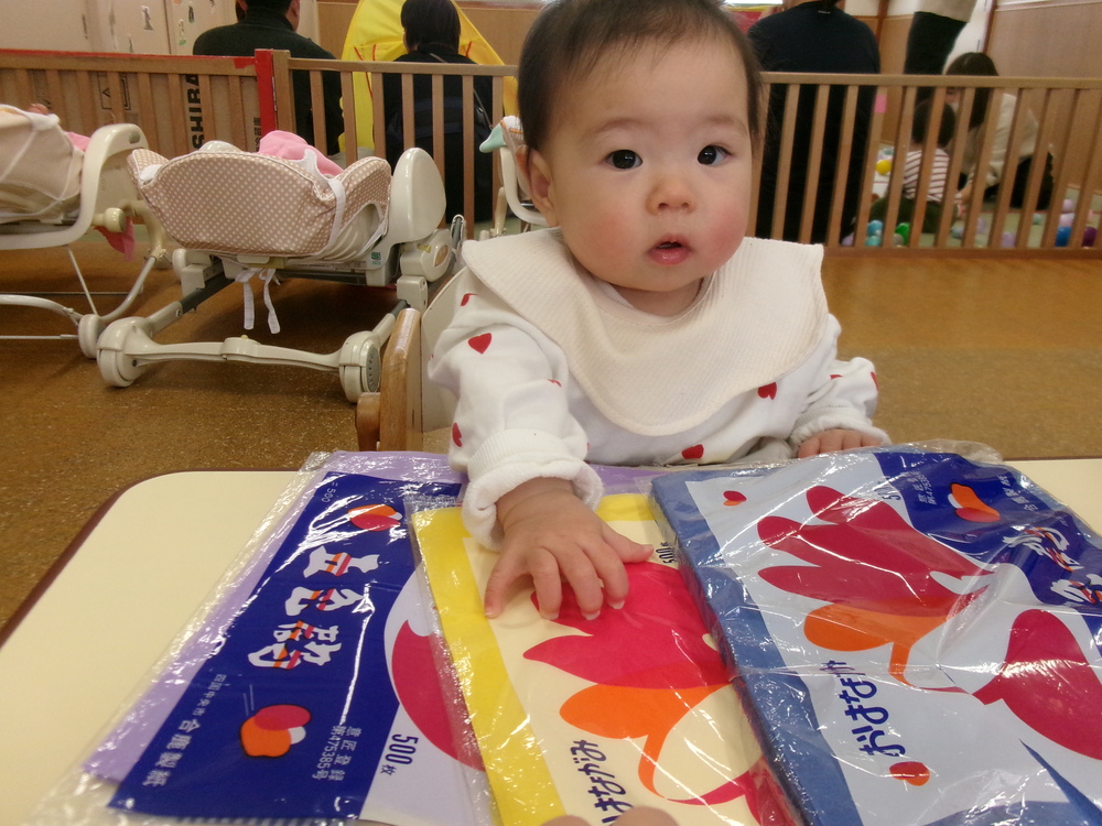 製作をしている様子 (5)