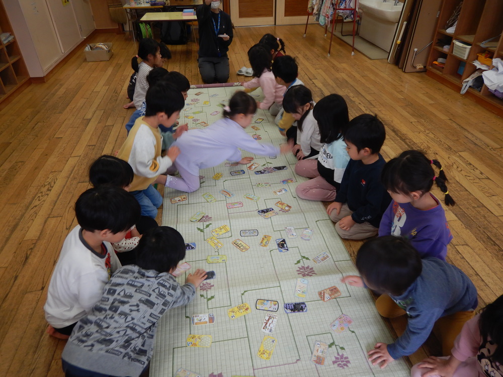 カルタの様子４