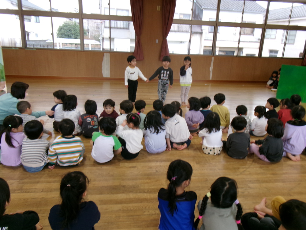 お楽しみ会の練習の様子