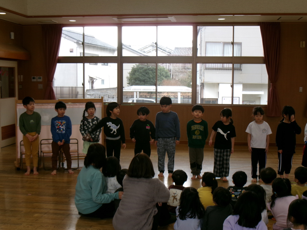 お楽しみ会の練習の様子