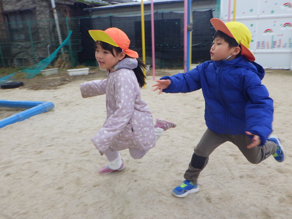 鬼ごっこの様子３