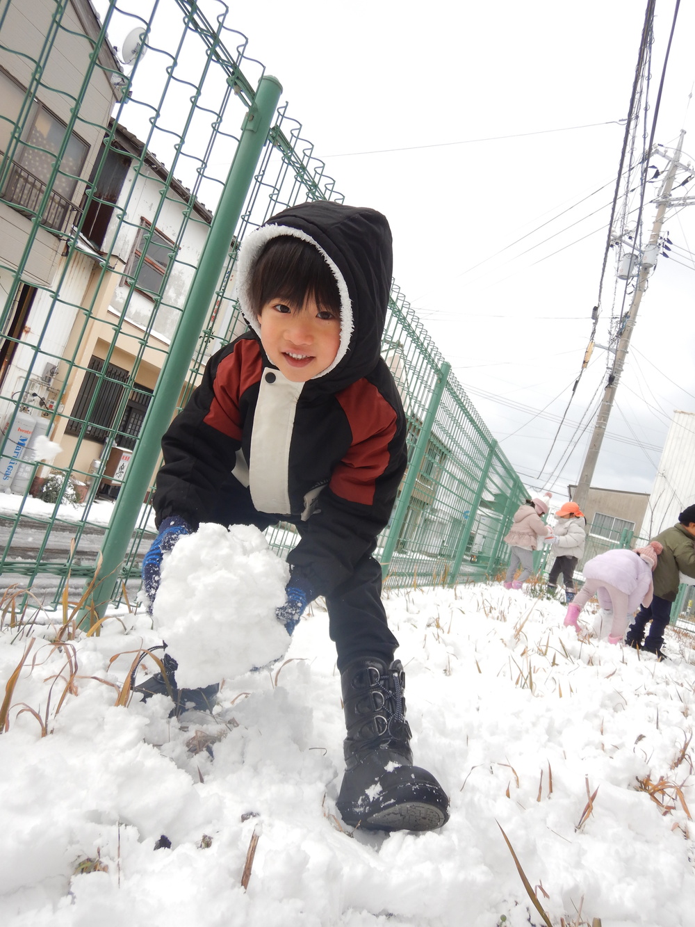 雪遊びの様子２