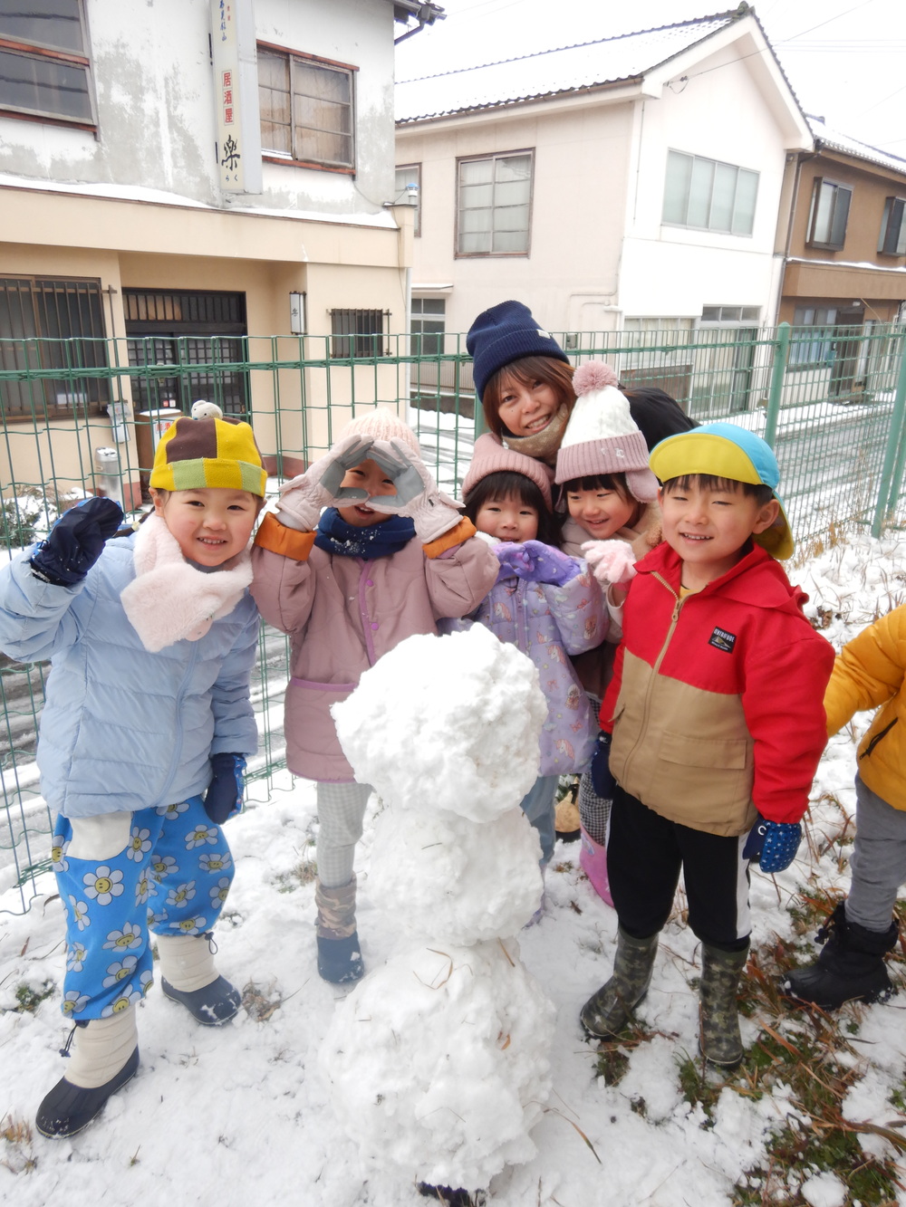 雪遊びの様子３