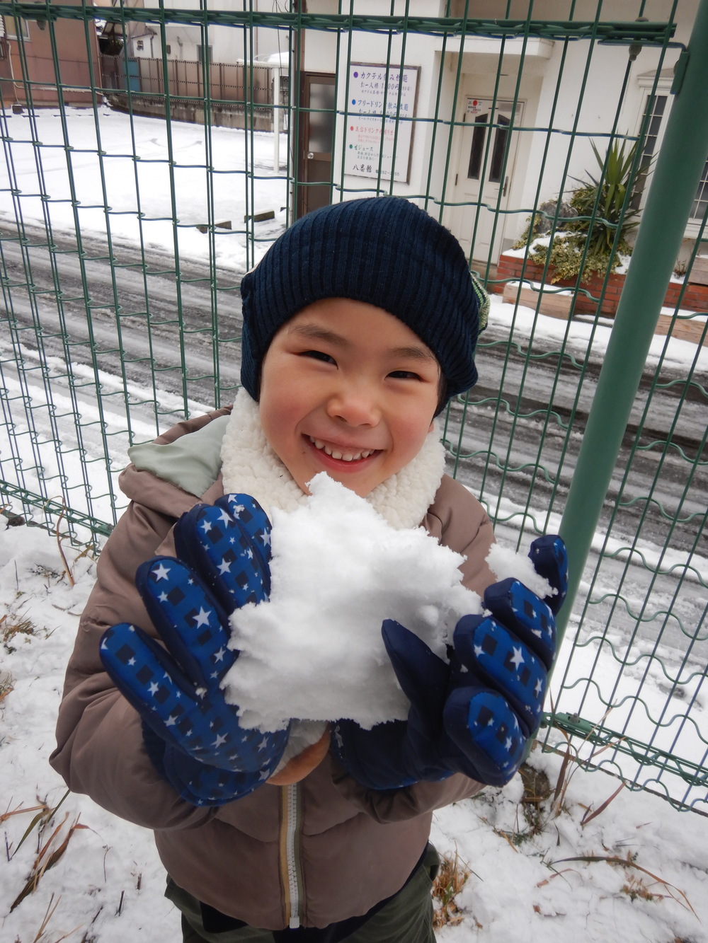 雪遊びの様子６