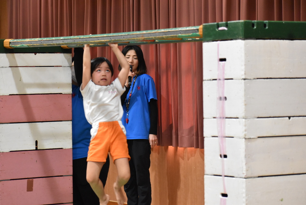 お楽しみ会の練習 (2)