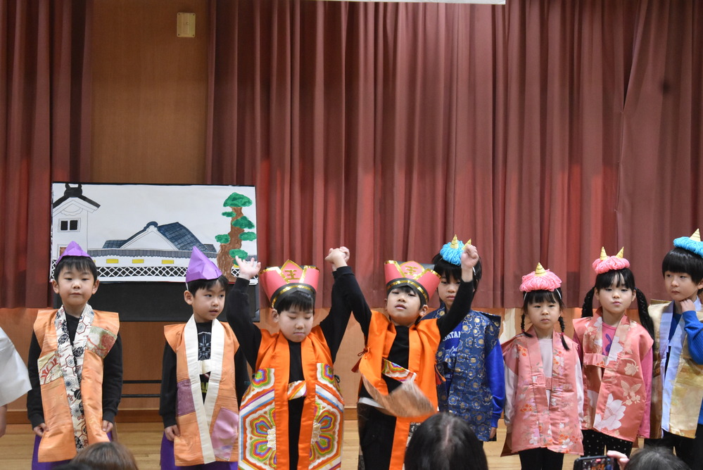 お楽しみ会の練習 (28)