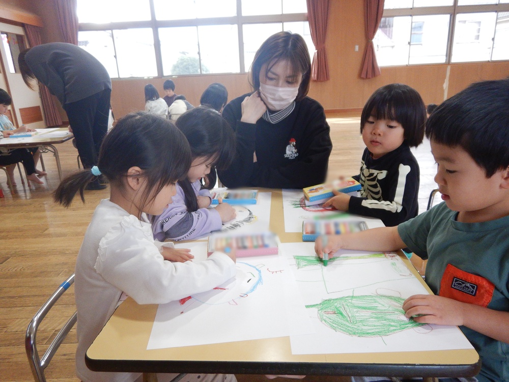 絵を描いている様子７