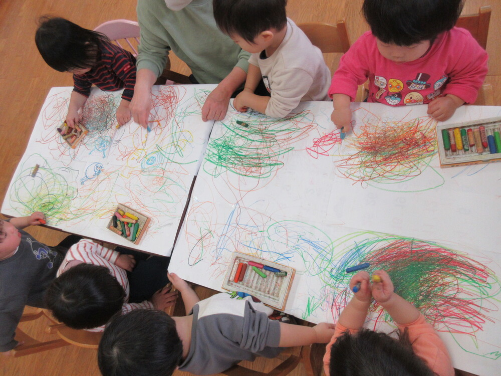 お絵描きの様子