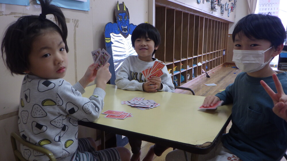 トランプで遊ぶ