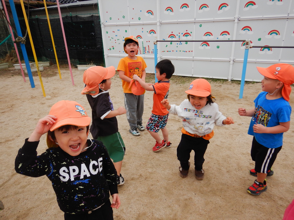 鬼ごっこの様子