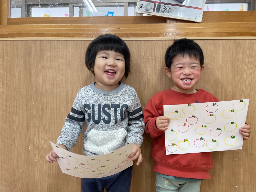 りんごのスタンプ (4)