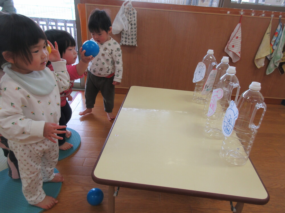 ボール遊びの様子
