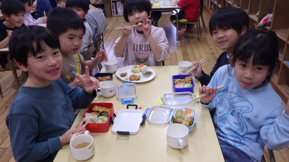 お弁当ごっこ７