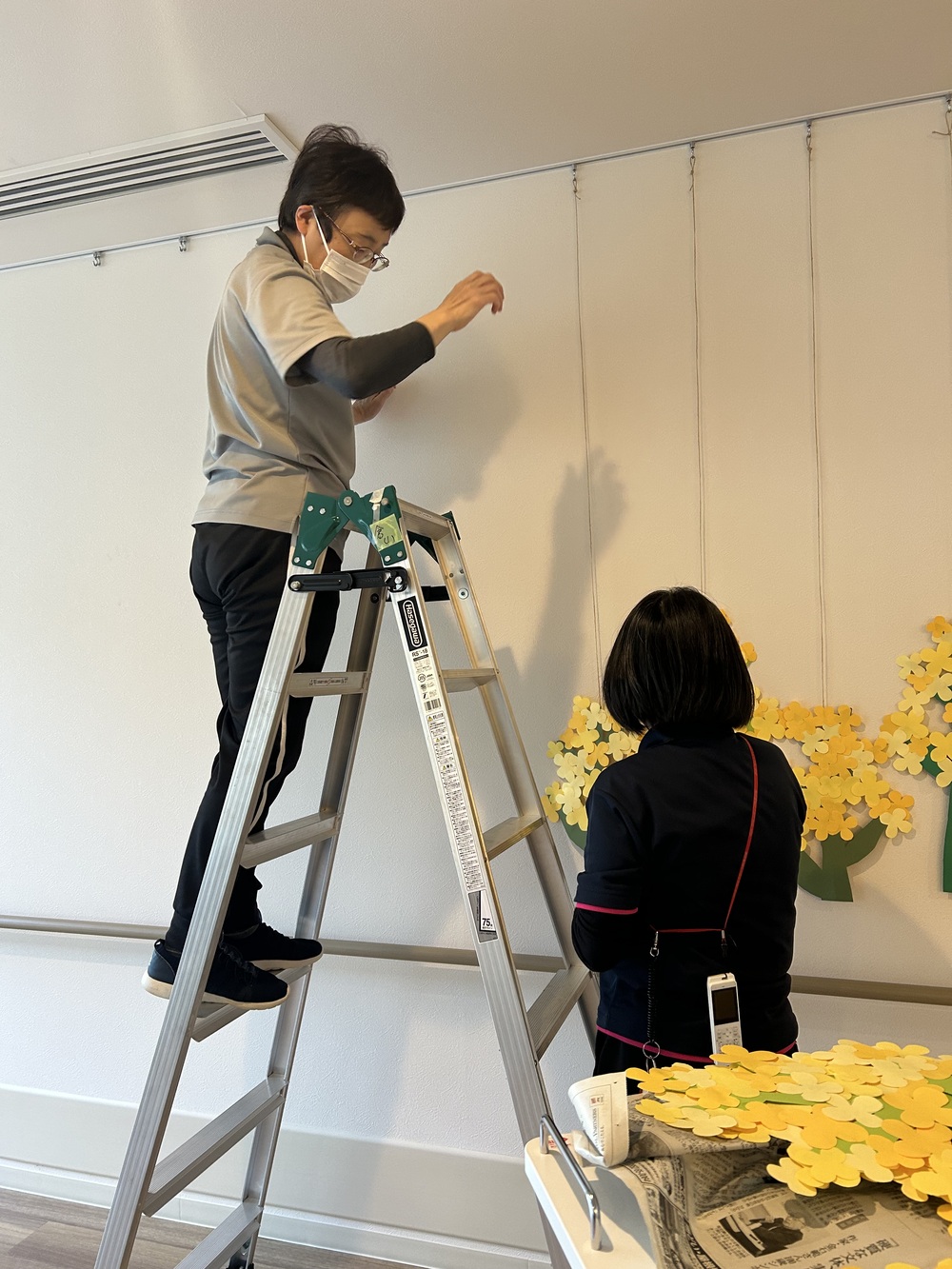 飾りつけの様子