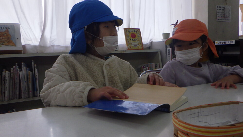 小学校見学の様子 (5)