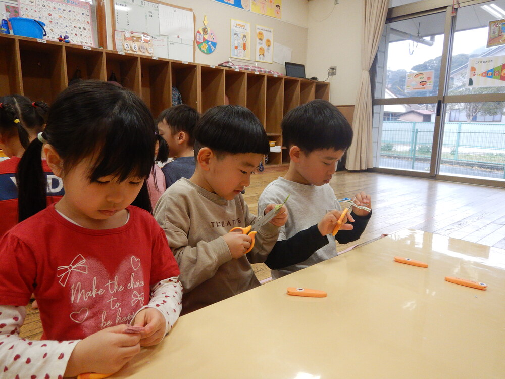 プレゼント作り１