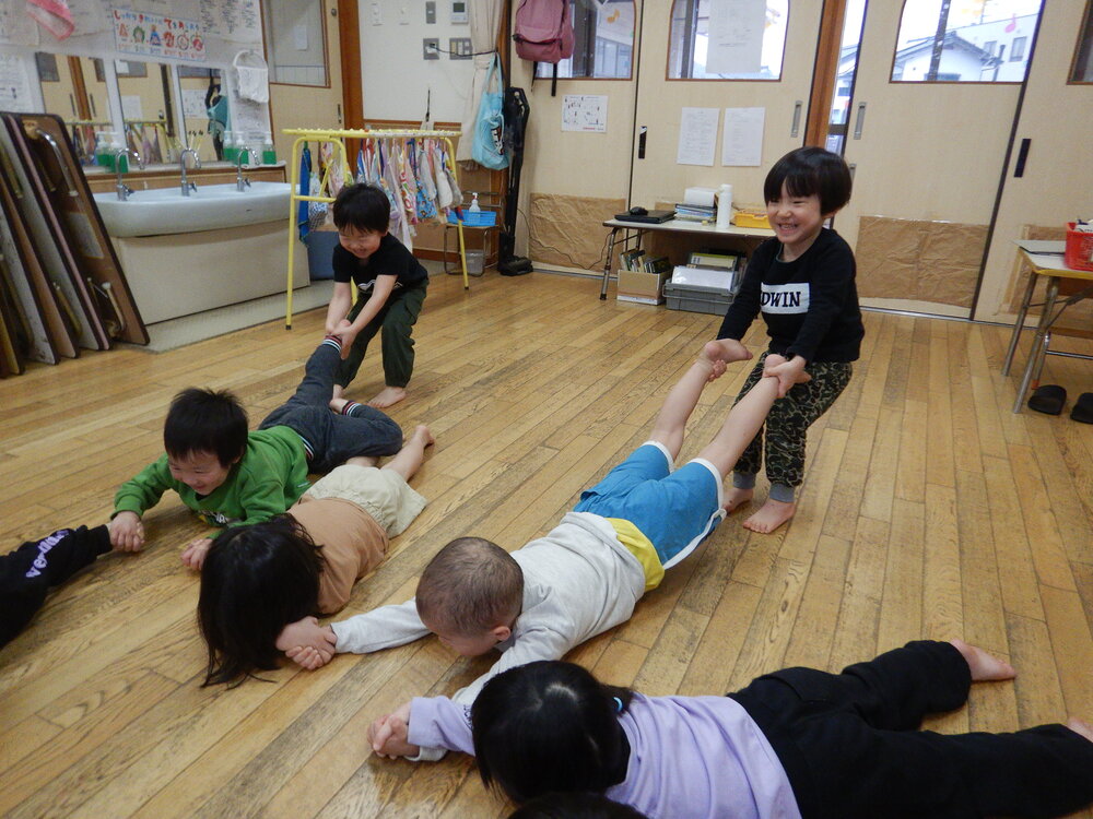 大根抜きゲームの様子 (2)