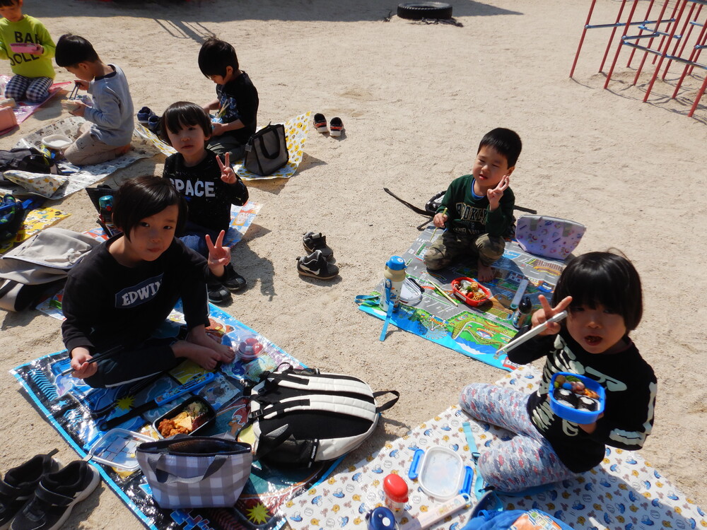 お弁当タイム (3)