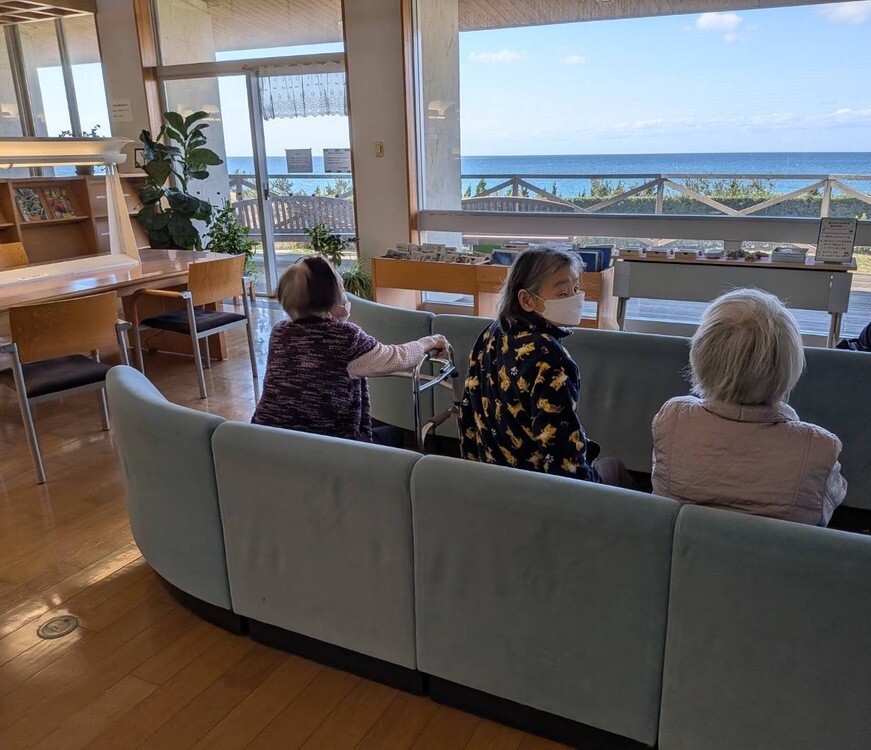 20260312160300943e7e74f0a