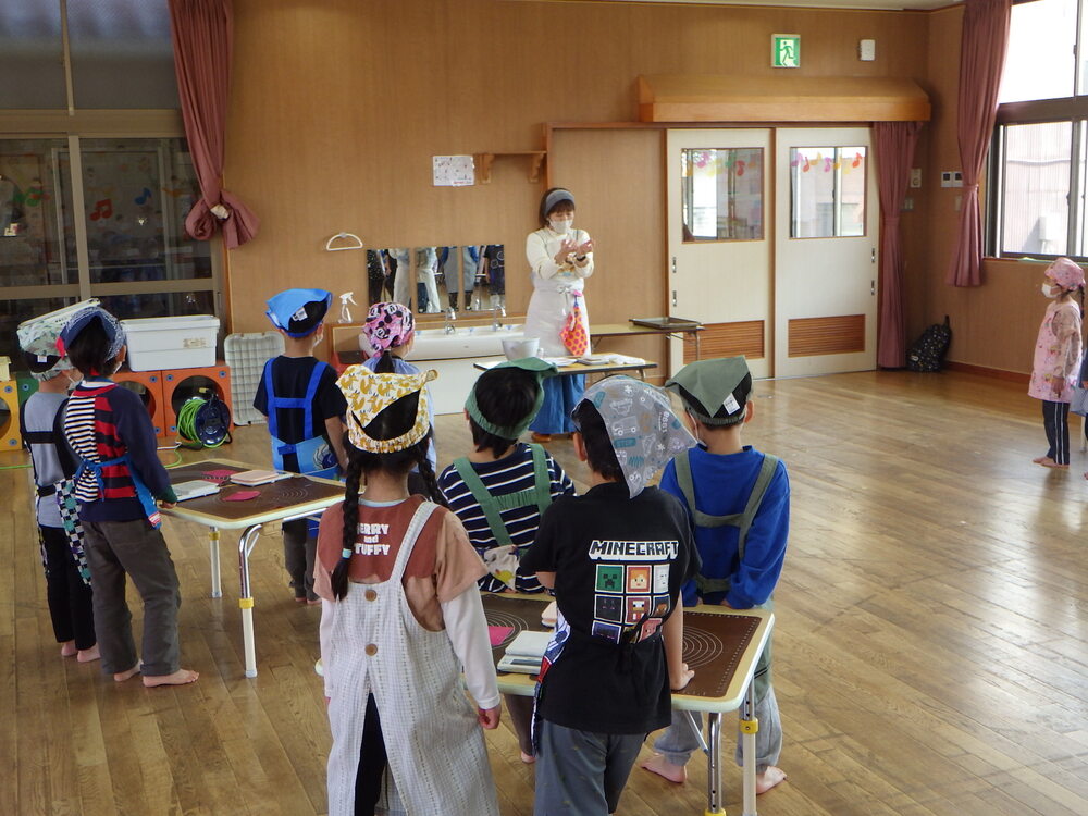 パン作りの様子 (3)