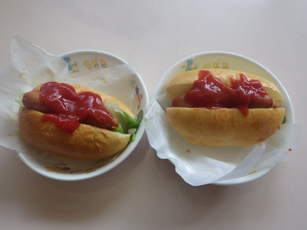 パン作りの様子 (8)