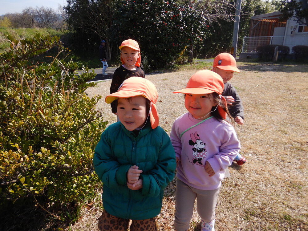 長久児童公園で遊ぶ子ども (3)