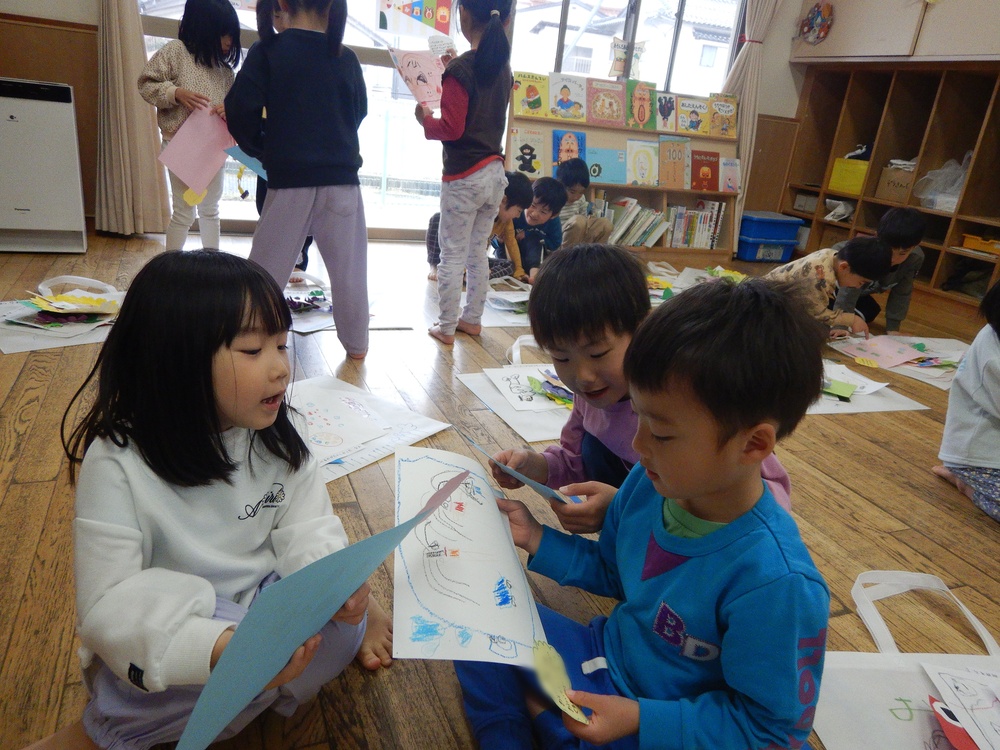 制作を見る様子４