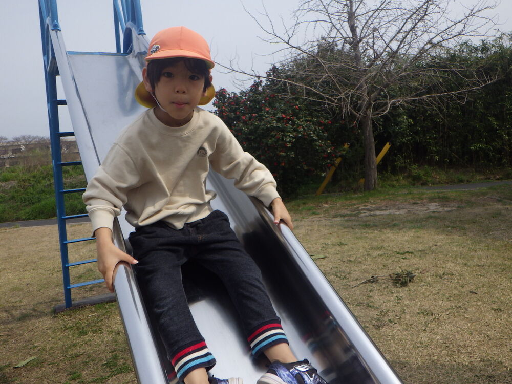 長久児童公園で遊ぶ子ども (5)