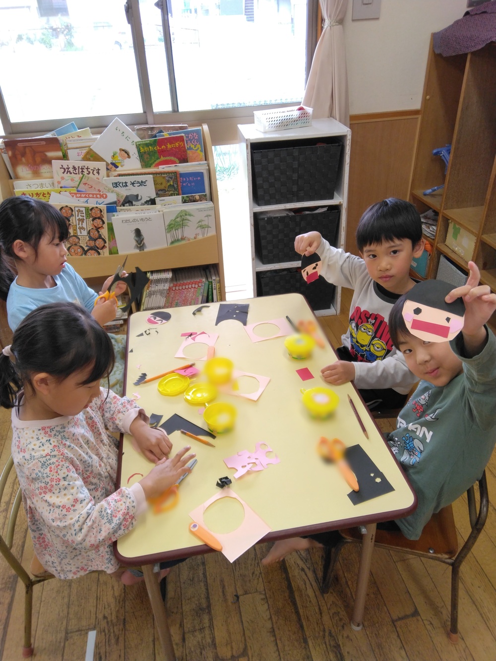 当番表の製作をしている様子2