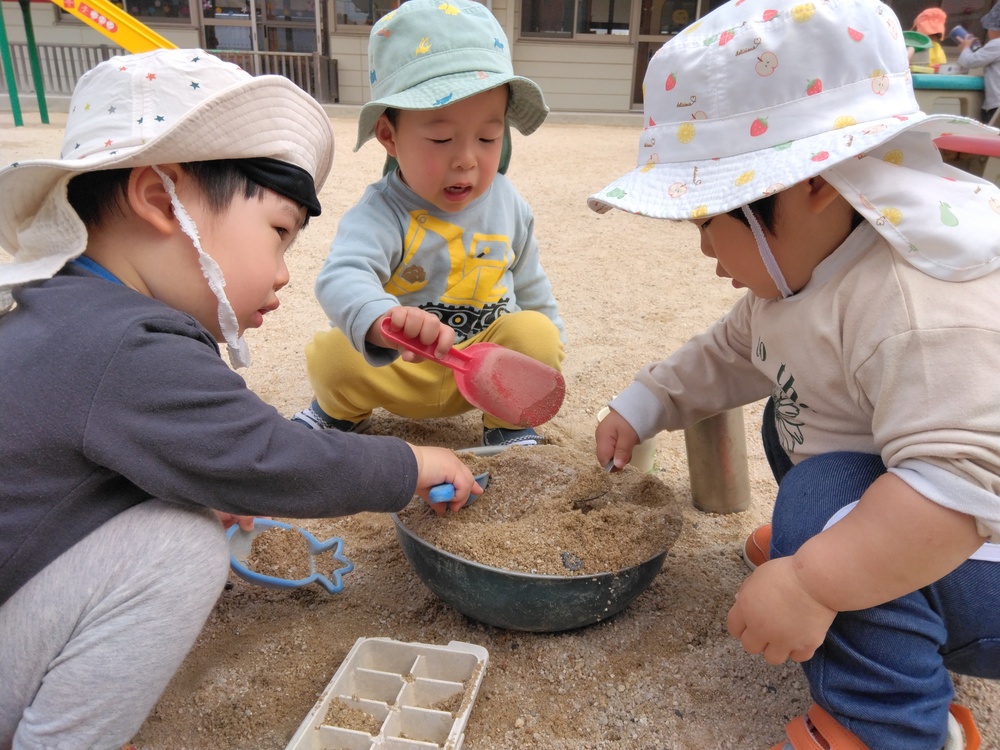 園庭遊びの様子