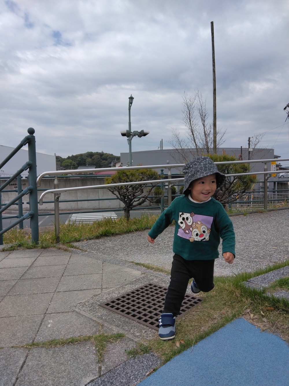 あすてらす公園へ散歩