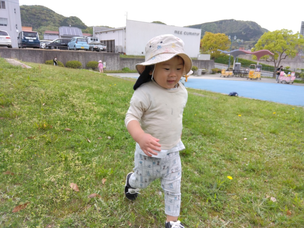 あすてらす公園で遊ぶ子ども (4)
