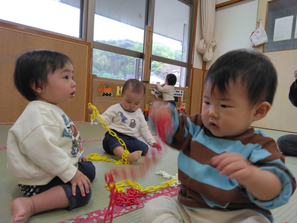 好きな遊びを楽しむ様子 (2)