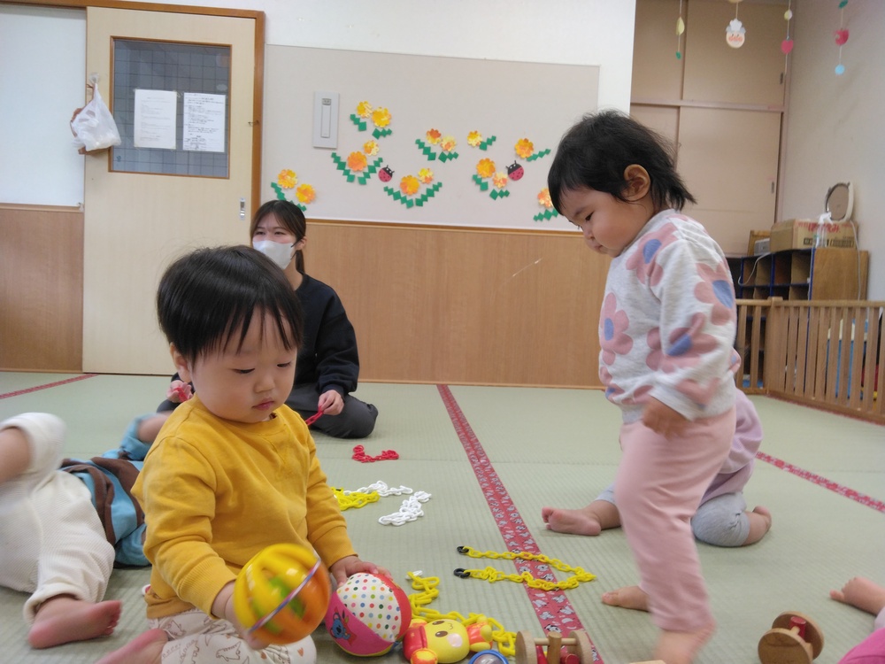 好きな遊びを楽しむ様子 (3)