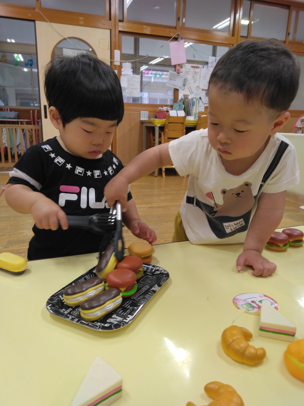 パン屋さんごっこ