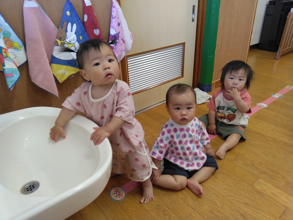 部屋での様子 (1)