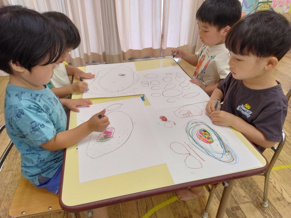 絵を描く３