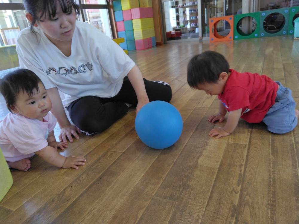 ボール遊びの様子２